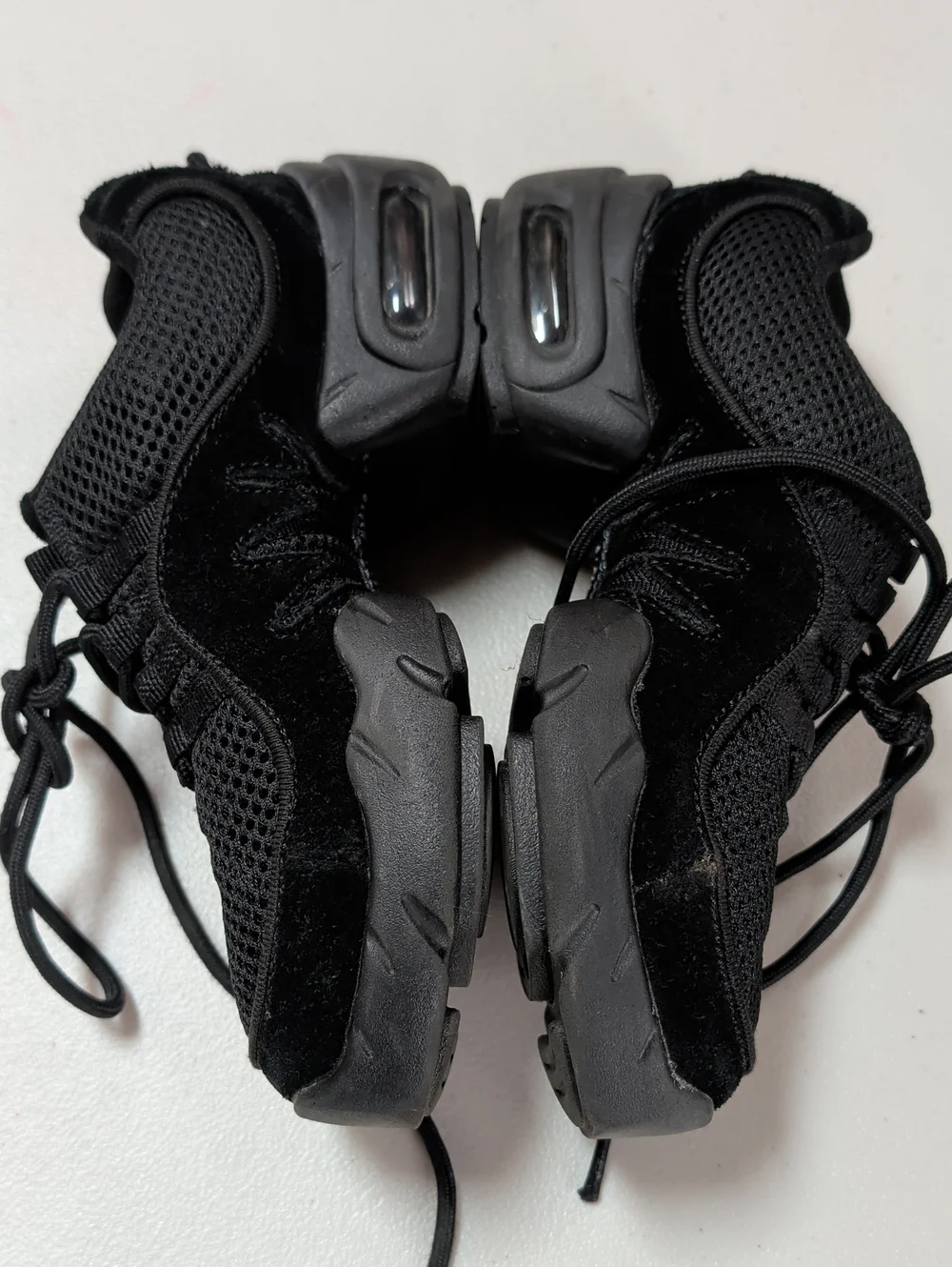 Bloch, Kids Black Hip Hop Sneakers. Size 3